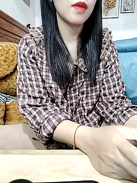 Snapshot of cream1299 chatting on 16, 2, 2025 cream1299 online show from 16, 2, 2025