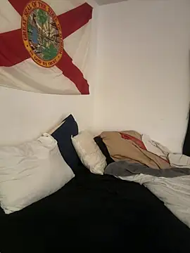 Snapshot of rock-hard-fun chatting on 26, 4, 2026 rock-hard-fun online show from 26, 4, 2026