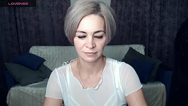 Snapshot of Blonde_lola444 chatting on 17, 12, 2024 Blonde lola444 online show from 17, 12, 2024