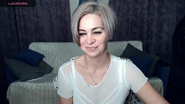 Snapshot of Blonde_lola444 chatting on 17, 12, 2024 Blonde lola444 online show from 17, 12, 2024