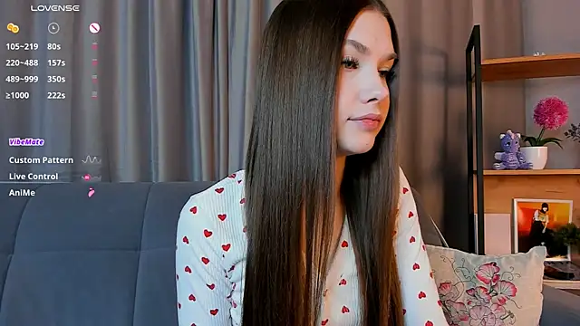  Eva Lee online show from 4, 2, 2025