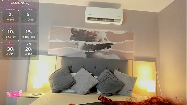 Snapshot of Aprillbrunette chatting on 30, 10, 2025 Aprillbrunette online show from 30, 10, 2025