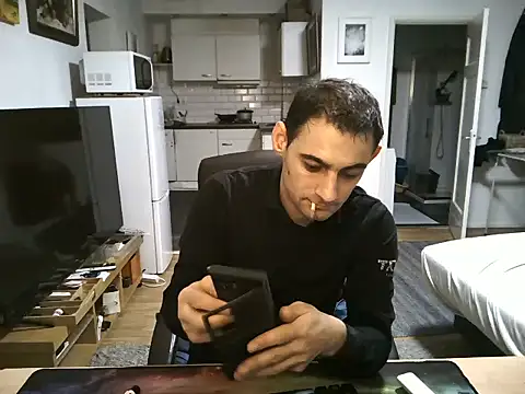 mihaimichael online show from 6, 10, 2025