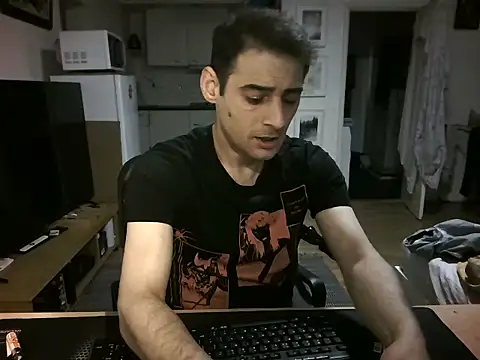 Snapshot of mihaimichael chatting on 5, 6, 2026 mihaimichael online show from 5, 6, 2026