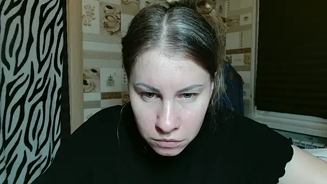 Snapshot of TherestlessKitty chatting on 4, 3, 2026 TherestlessKitty online show from 4, 3, 2026