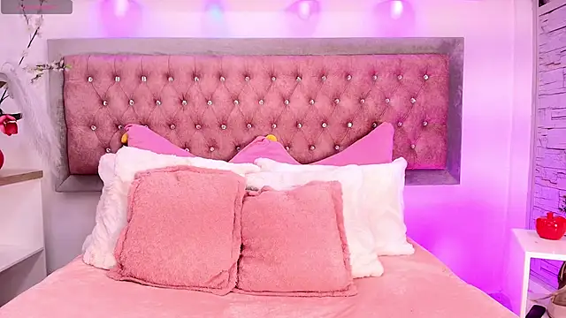 Tayzon Foxxx online show from 25, 10, 2025