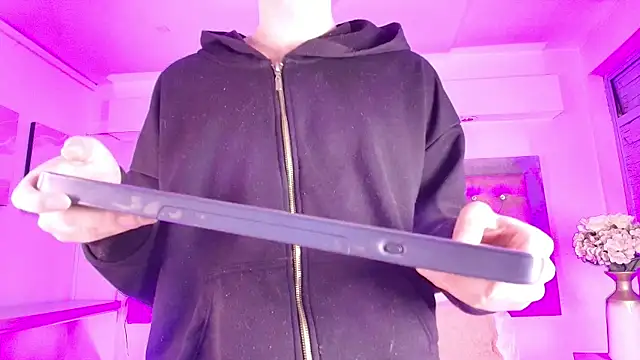 Tayzon Foxxx online show from 17, 12, 2025