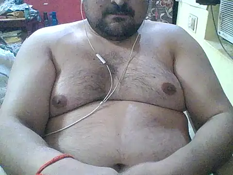 Snapshot of ARYANAVAILABLE chatting on 14, 5, 2026 ARYANAVAILABLE online show from 14, 5, 2026