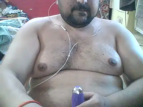Snapshot of ARYANAVAILABLE chatting on 20, 5, 2026 ARYANAVAILABLE online show from 20, 5, 2026