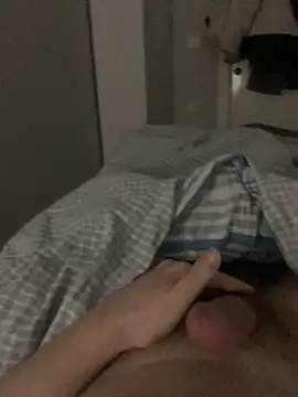 Snapshot of Erenn34 chatting on 7, 4, 2026 Erenn34 online show from 7, 4, 2026