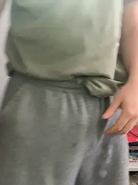 Snapshot of Erenn34 chatting on 14, 4, 2026 Erenn34 online show from 14, 4, 2026