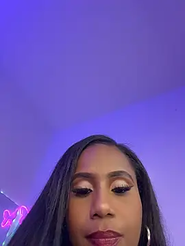 Snapshot of AlisonHoot69 chatting on 21, 4, 2026 AlisonHoot69 online show from 21, 4, 2026