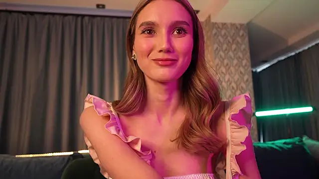 aurora nude online show from 15, 12, 2024