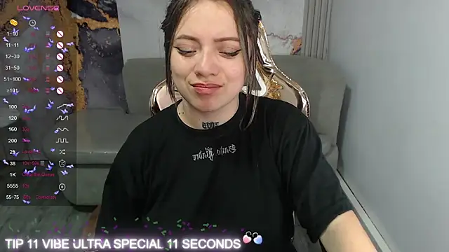 Snapshot of Cristal_v_1 chatting on 30, 1, 2025 Cristal v 1 online show from 30, 1, 2025