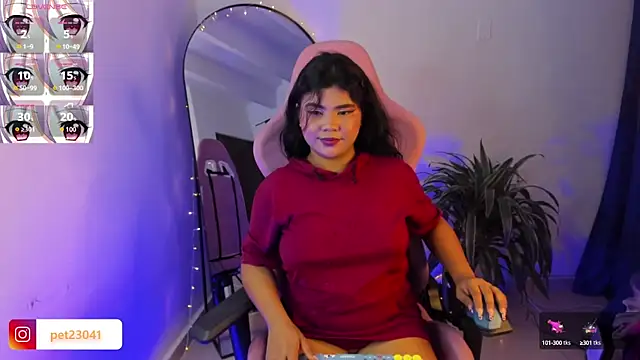 Snapshot of nicky_peyton chatting on 7, 12, 2024 nicky peyton online show from 7, 12, 2024