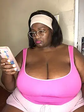 Snapshot of bustytitsxxx chatting on 22, 4, 2026 bustytitsxxx online show from 22, 4, 2026