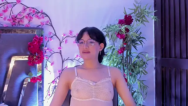 Black Rose2 online show from 13, 11, 2025