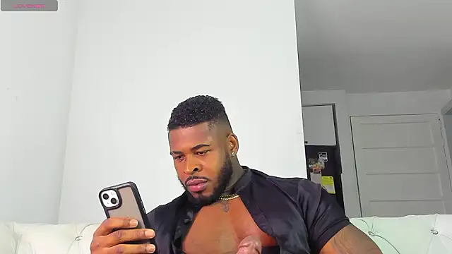 Snapshot of Makonneen chatting on 3, 2, 2026 Makonneen online show from 3, 2, 2026