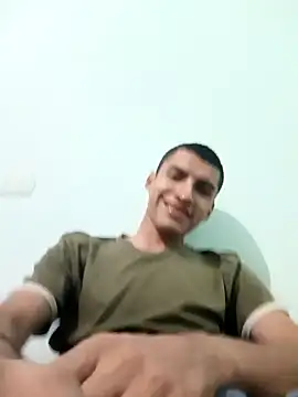 Snapshot of Rogersmit2 chatting on 1, 3, 2025 Rogersmit2 online show from 1, 3, 2025