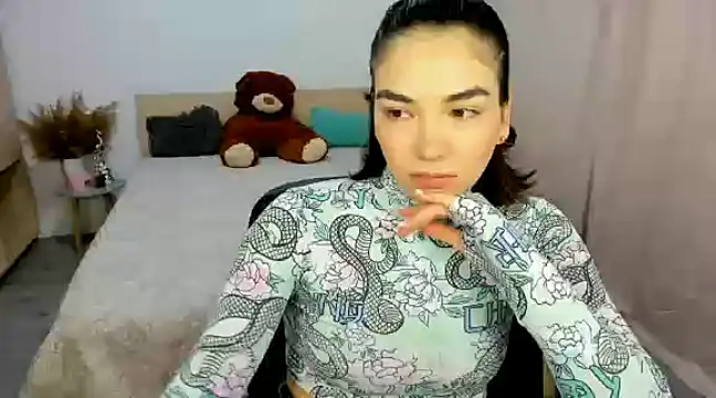 Alexa Dolly12 online show from 11, 1, 2025