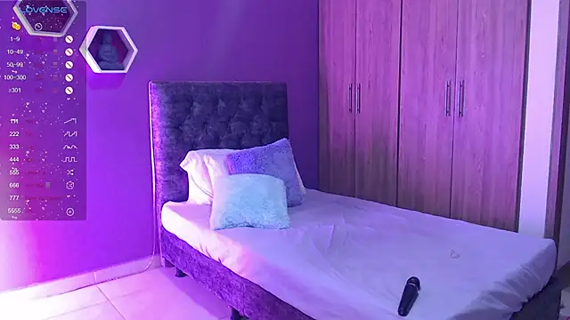 Medelynevans1 online show from 26, 2, 2025