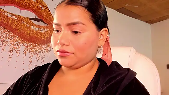 loly marce online show from 13, 2, 2025