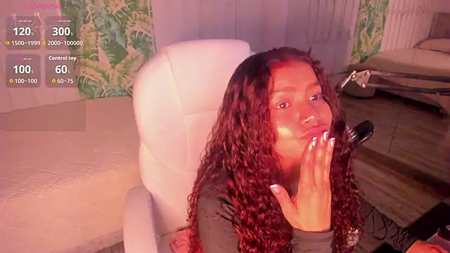 Snapshot of loly_marce chatting on 23, 4, 2026 loly marce online show from 23, 4, 2026