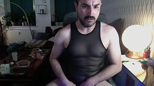 Snapshot of tomz0819 chatting on 29, 5, 2026 tomz0819 online show from 29, 5, 2026