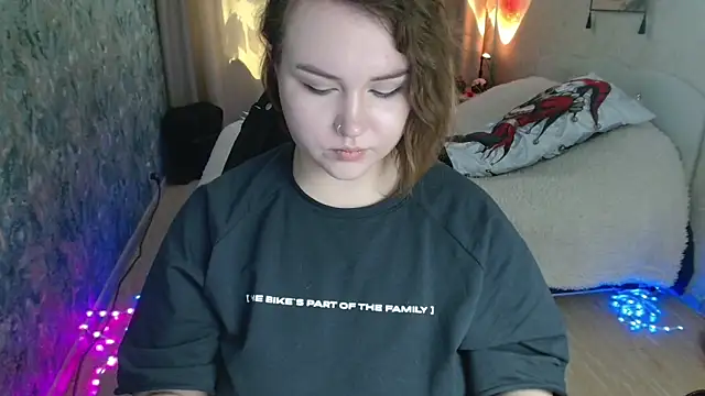 Snapshot of Jenny_Fox chatting on 27, 5, 2026 Jenny Fox online show from 27, 5, 2026