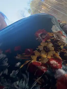 Snapshot of lairarose chatting on 16, 11, 2025 lairarose online show from 16, 11, 2025