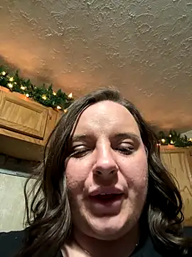 Snapshot of lairarose chatting on 2, 12, 2025 lairarose online show from 2, 12, 2025