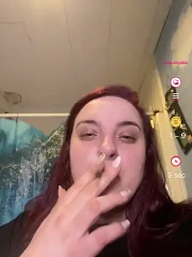 Snapshot of lairarose chatting on 24, 4, 2026 lairarose online show from 24, 4, 2026