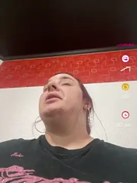 Snapshot of lairarose chatting on 24, 4, 2026 lairarose online show from 24, 4, 2026