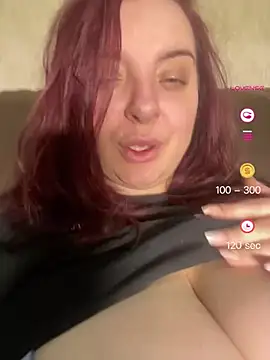 Snapshot of lairarose chatting on 25, 4, 2026 lairarose online show from 25, 4, 2026