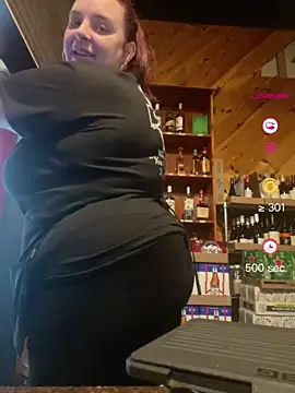 Snapshot of lairarose chatting on 25, 4, 2026 lairarose online show from 25, 4, 2026