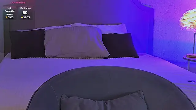 MiaBecky online show from 1, 3, 2025