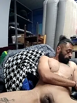 Snapshot of C8L3U chatting on 18, 3, 2026 C8L3U online show from 18, 3, 2026