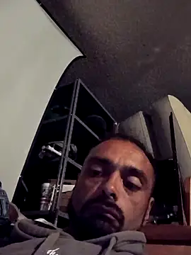 Snapshot of C8L3U chatting on 28, 3, 2026 C8L3U online show from 28, 3, 2026