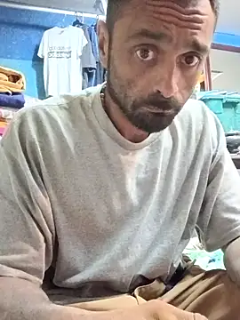 Snapshot of C8L3U chatting on 1, 4, 2026 C8L3U online show from 1, 4, 2026