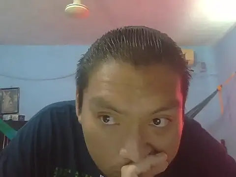 Snapshot of daniel4444Cu chatting on 19, 4, 2026 daniel4444Cu online show from 19, 4, 2026