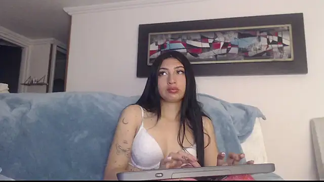 Nicolette ks  online show from 19, 9, 2025