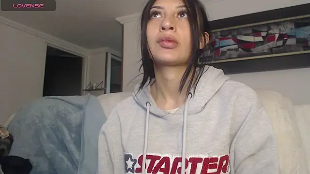 Nicolette ks  online show from 3, 10, 2025