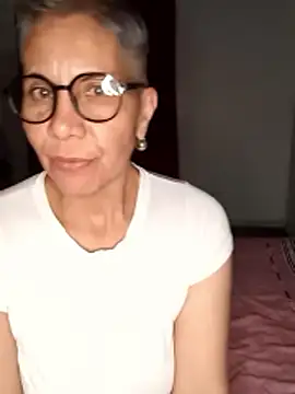 Snapshot of luz_bella chatting on 3, 12, 2024 luz bella online show from 3, 12, 2024