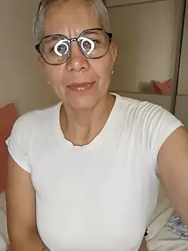 Snapshot of luz_bella chatting on 29, 12, 2024 luz bella online show from 29, 12, 2024