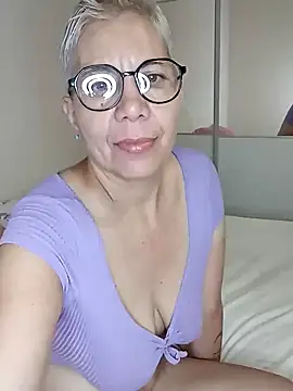 Snapshot of luz_bella chatting on 31, 12, 2024 luz bella online show from 31, 12, 2024