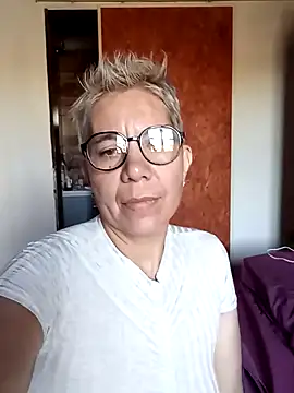 Snapshot of luz_bella chatting on 13, 1, 2025 luz bella online show from 13, 1, 2025