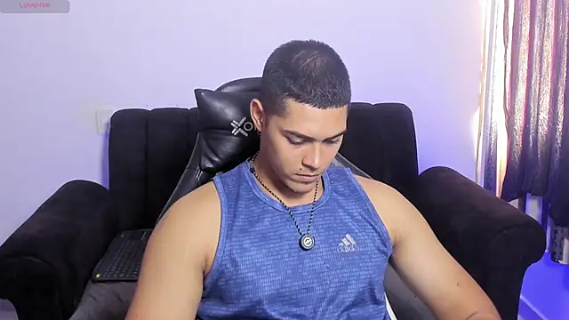 Snapshot of Iamdylan777 chatting on 21, 3, 2026 Iamdylan777 online show from 21, 3, 2026