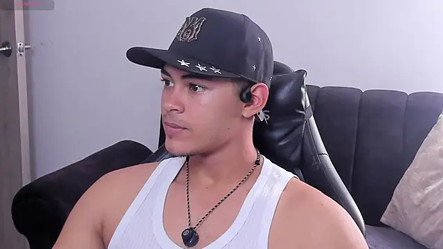 Snapshot of Iamdylan777 chatting on 22, 3, 2026 Iamdylan777 online show from 22, 3, 2026