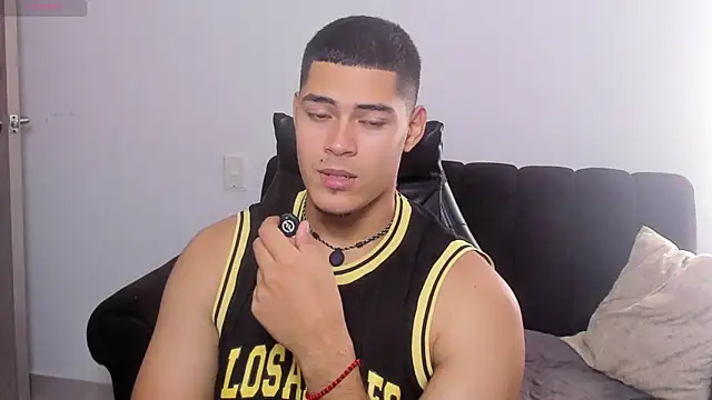 Snapshot of Iamdylan777 chatting on 1, 4, 2026 Iamdylan777 online show from 1, 4, 2026