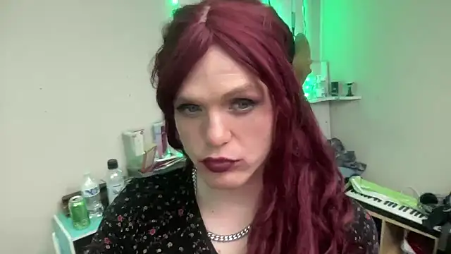 Snapshot of sum1betterthanmost chatting on 20, 12, 2025 sum1betterthanmost online show from 20, 12, 2025